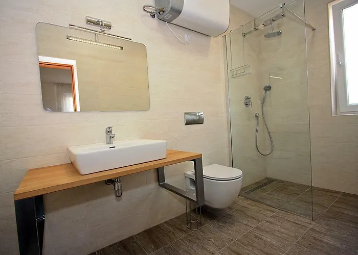 V&d Villa Milna (Brac)